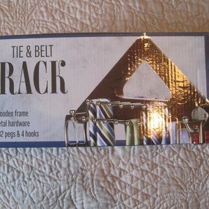 SADDLEBRED GENTS ESSENTIALS TIE AND BELT RACK NIB $40.00